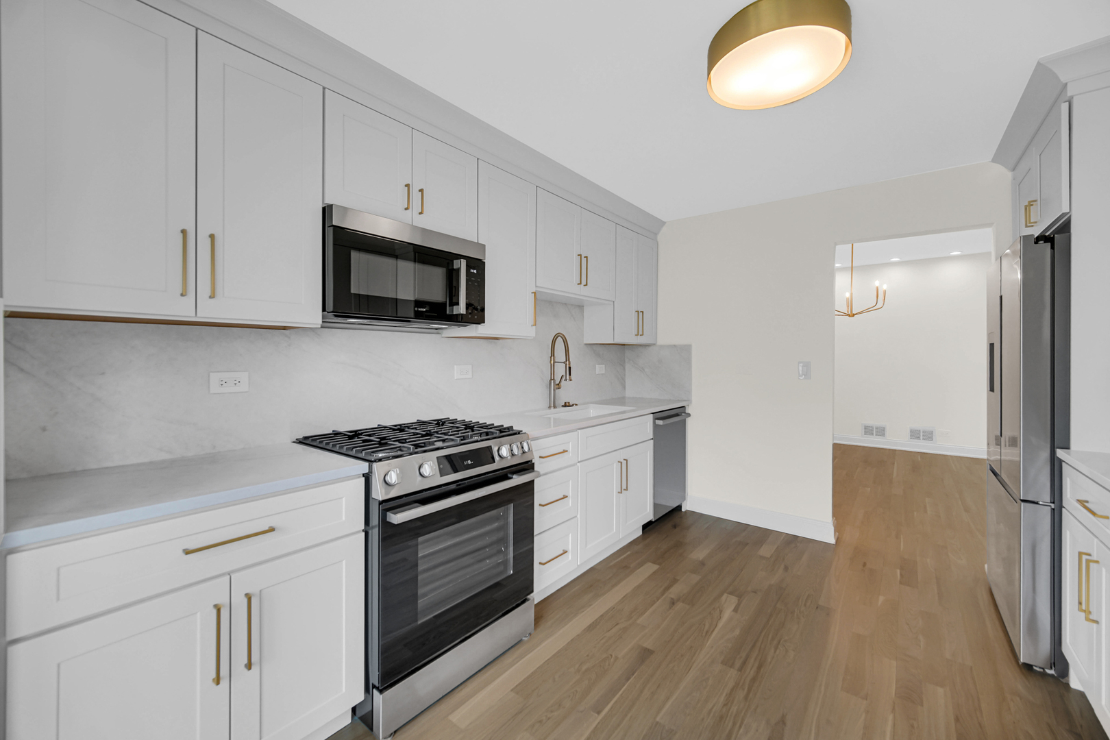 19W278 Governors Trail, Oak Brook, IL 60523