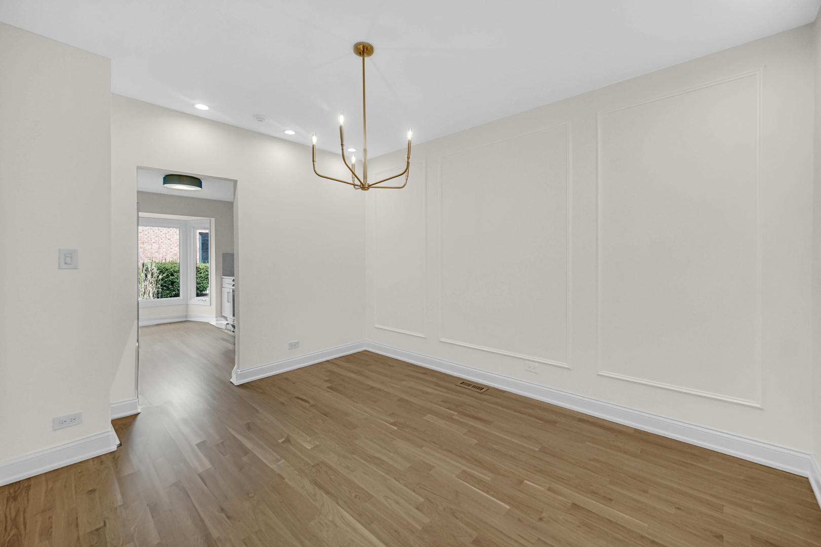 19W278 Governors Trail, Oak Brook, IL 60523