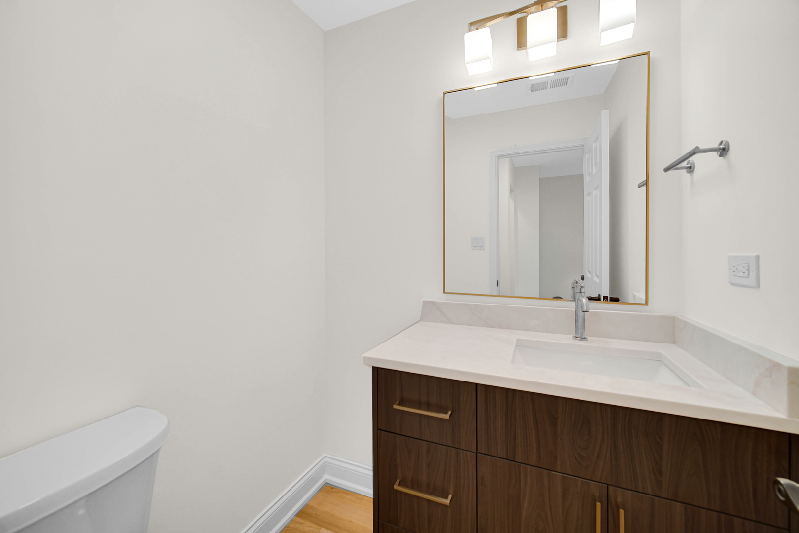 19W278 Governors Trail, Oak Brook, IL 60523