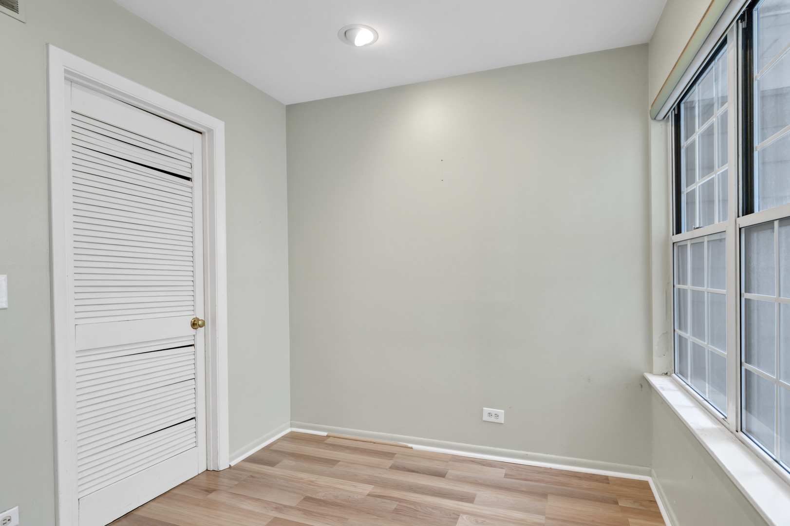 241 Woodstone Circle, Buffalo Grove, IL 60089