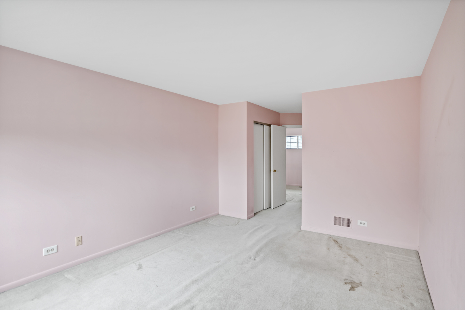 241 Woodstone Circle, Buffalo Grove, IL 60089