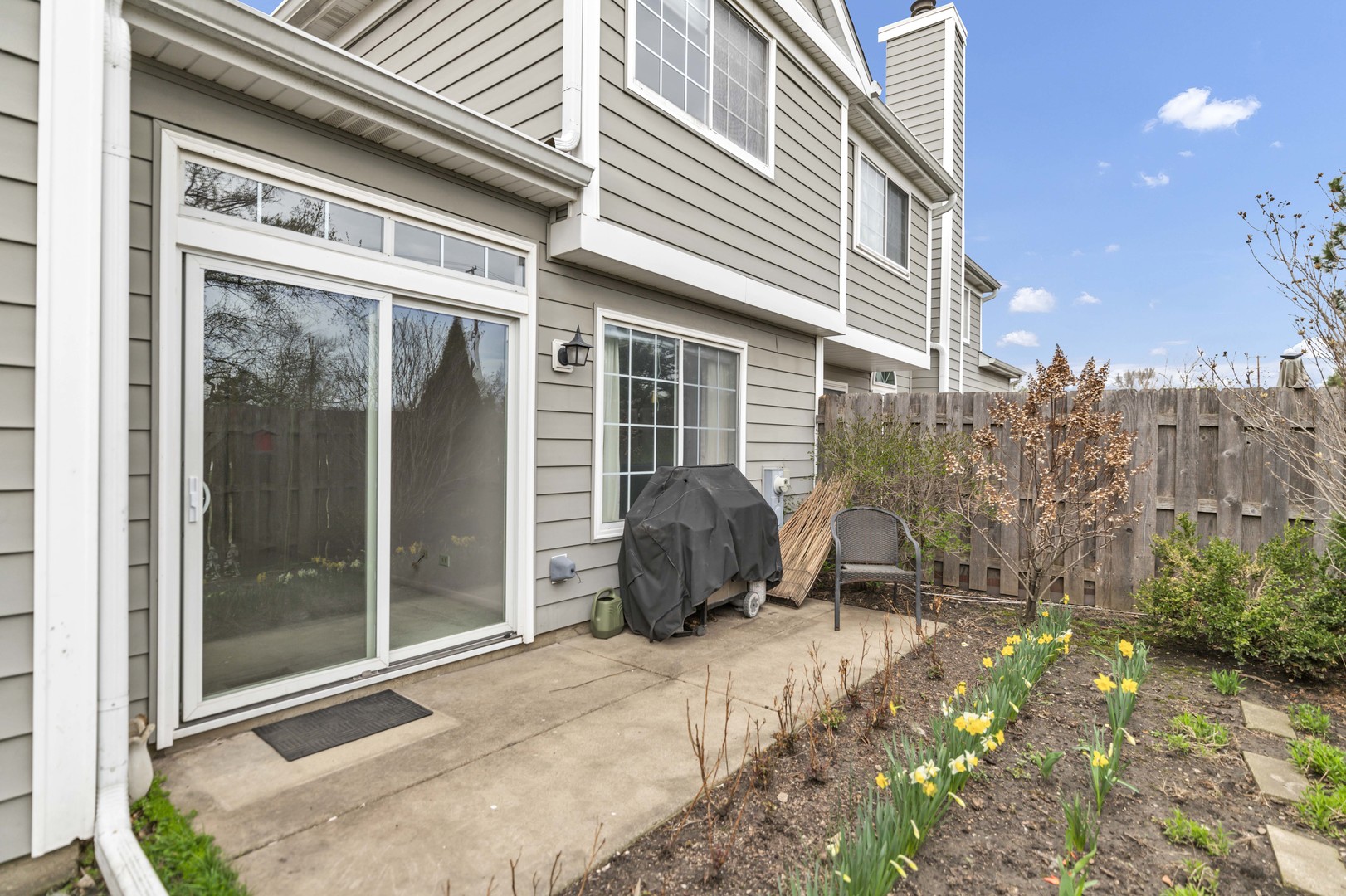 241 Woodstone Circle, Buffalo Grove, IL 60089