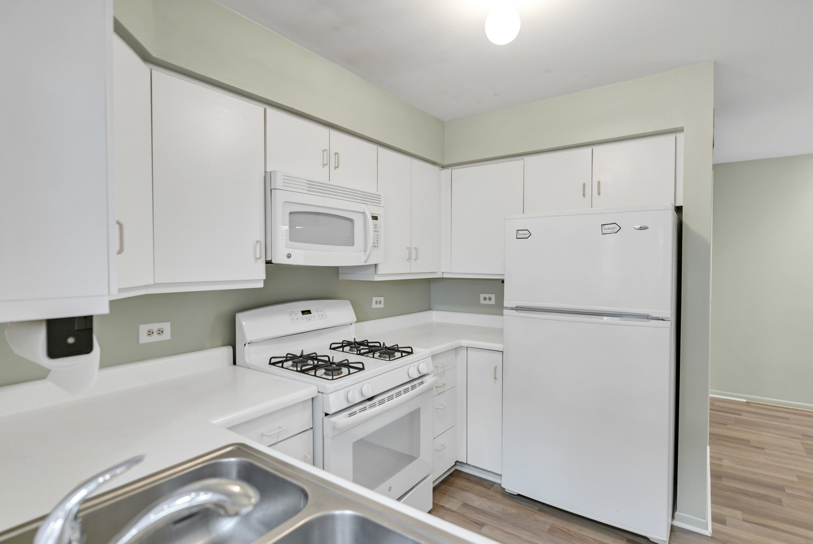 241 Woodstone Circle, Buffalo Grove, IL 60089