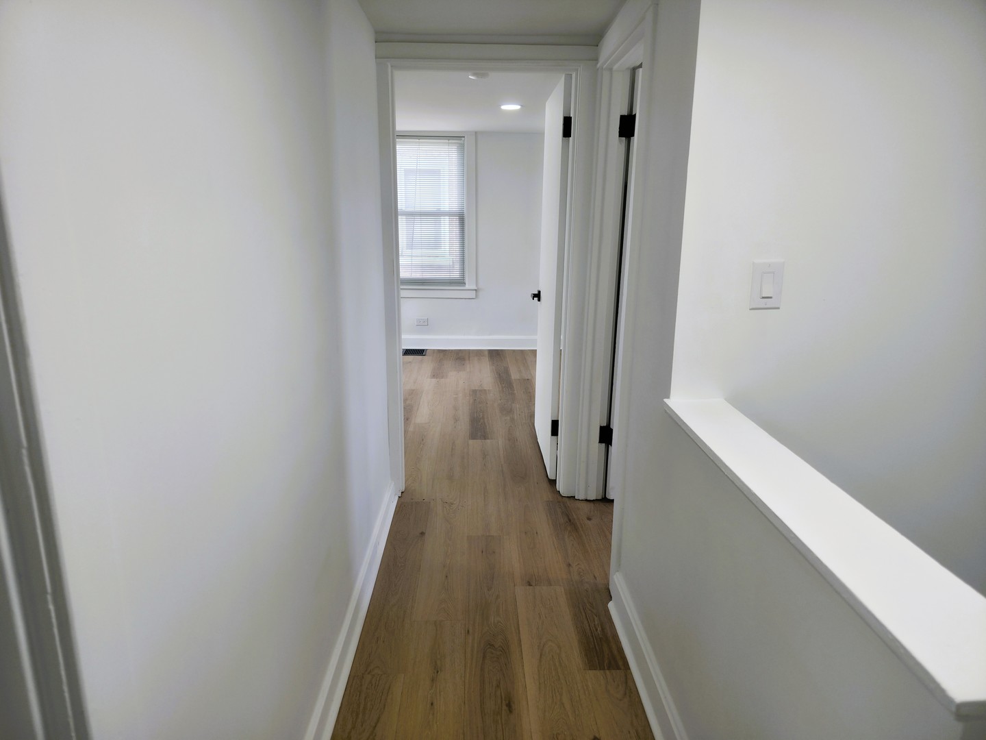 10055 S Oglesby Avenue, Chicago, IL 60617