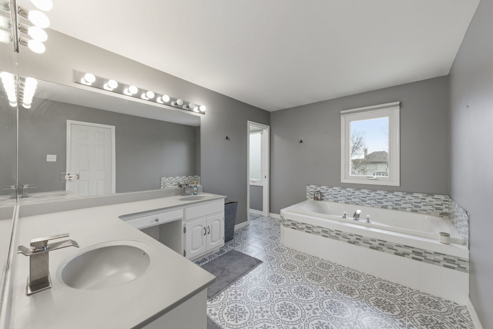 12541 Rosewood Drive, Homer Glen, IL 60491