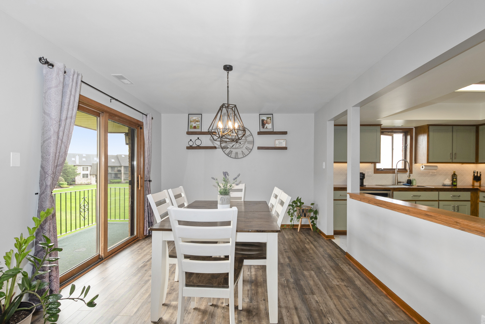 15705 Old Orchard Court #2S, Orland Park, IL 60462