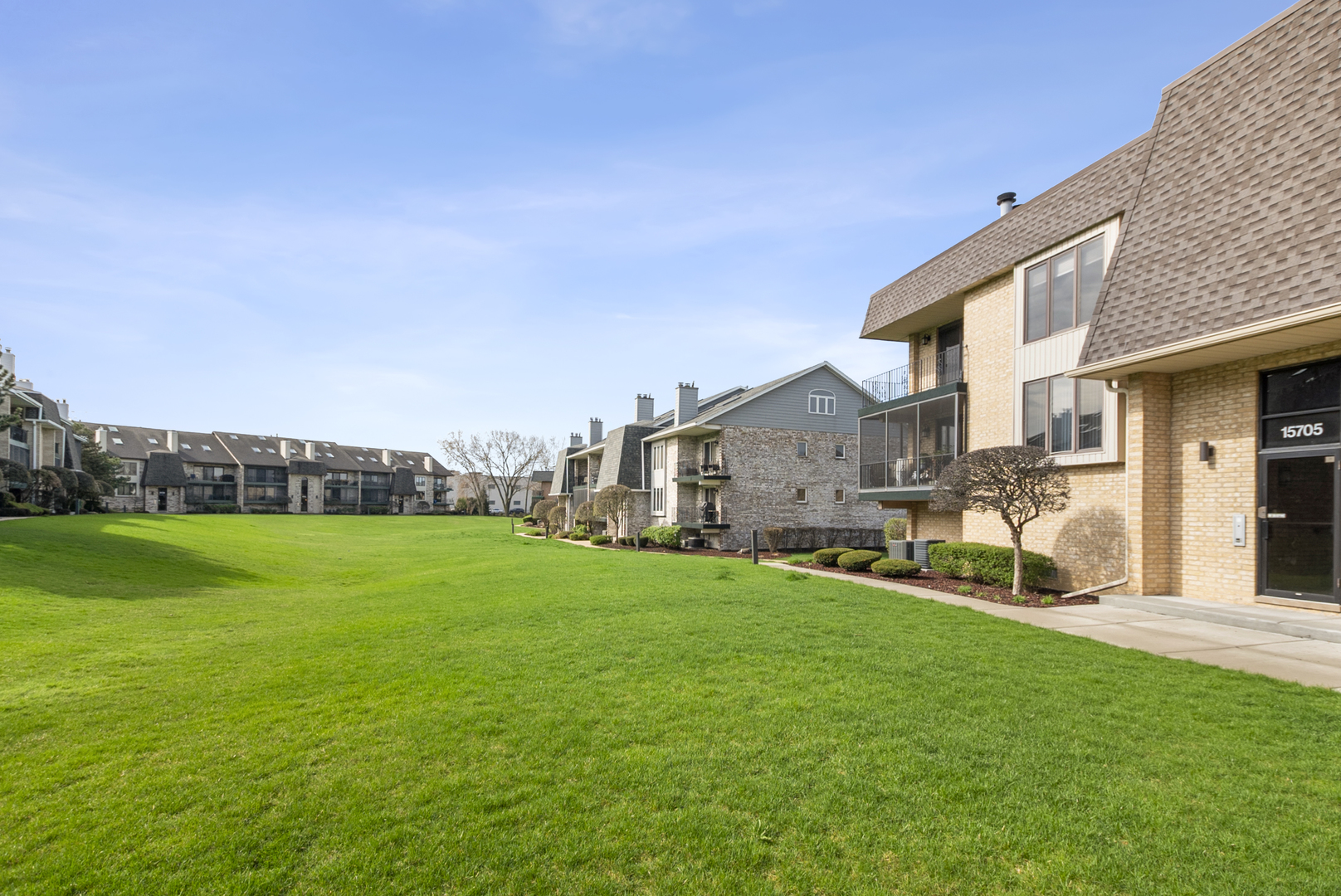 15705 Old Orchard Court #2S, Orland Park, IL 60462
