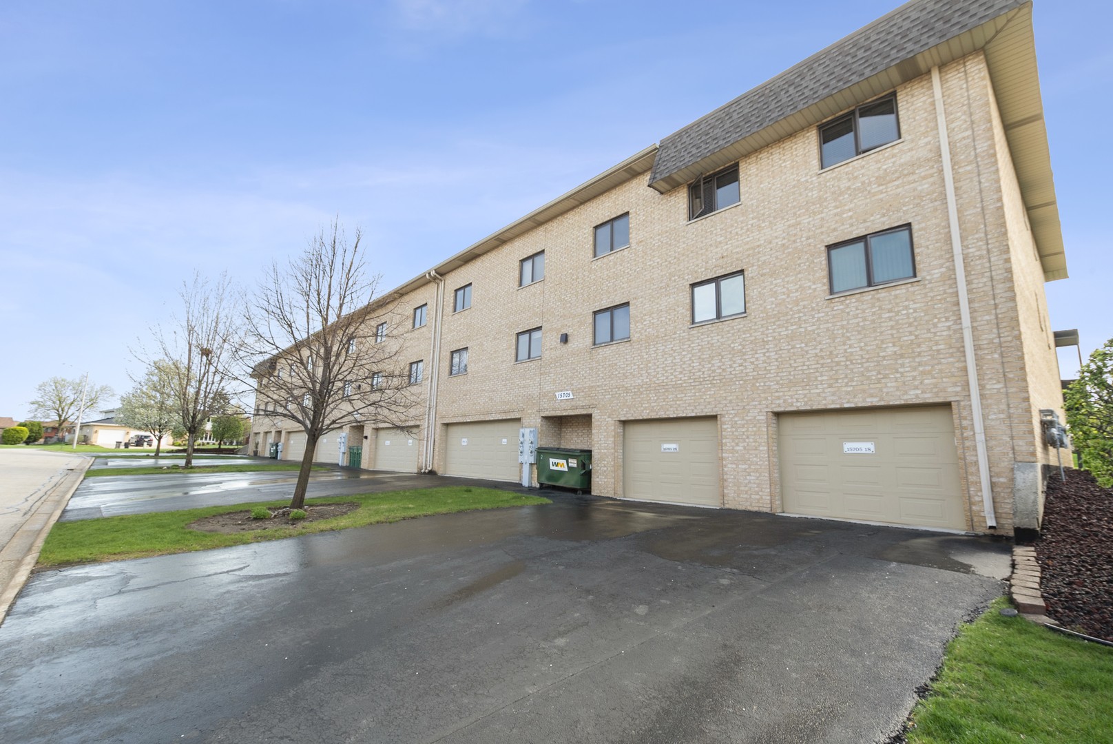 15705 Old Orchard Court #2S, Orland Park, IL 60462