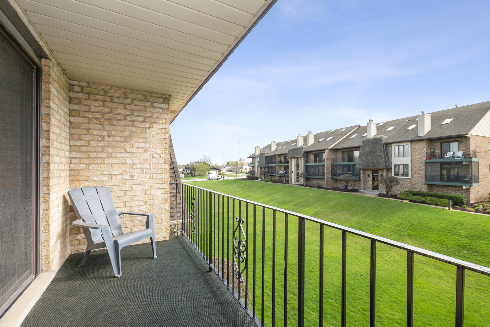 15705 Old Orchard Court #2S, Orland Park, IL 60462