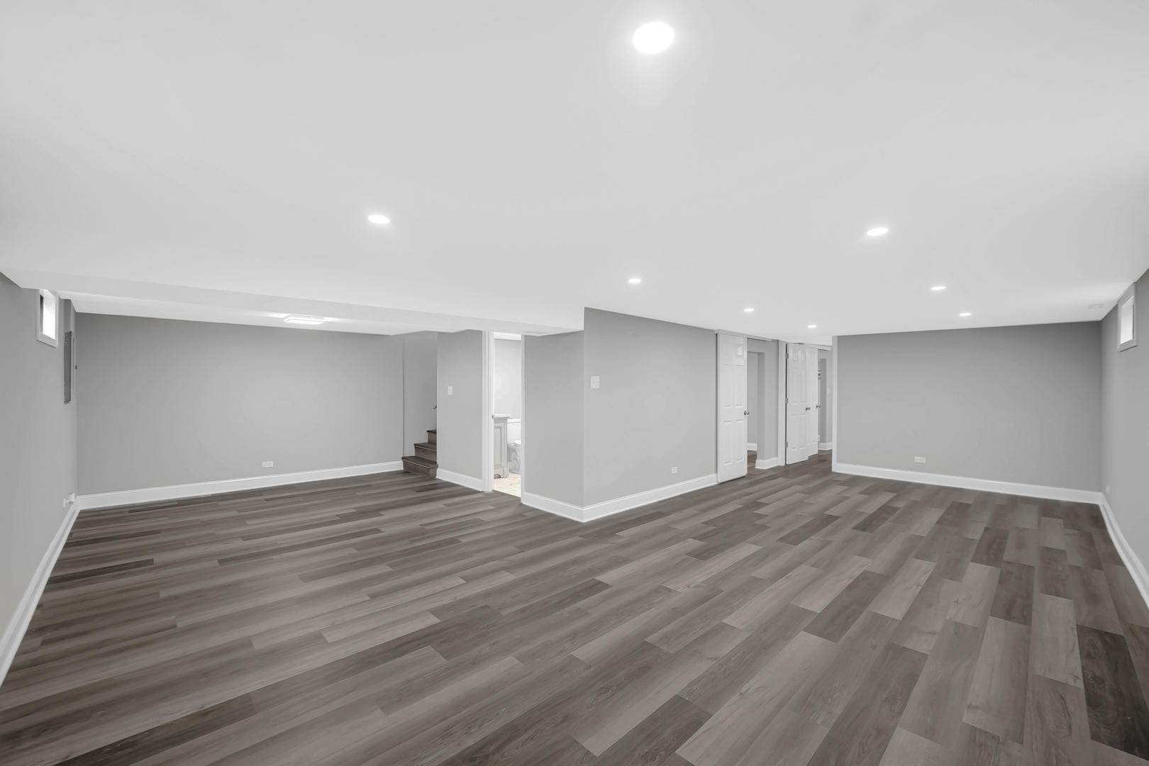 527 N Virginia Avenue, Glenwood, IL 60425