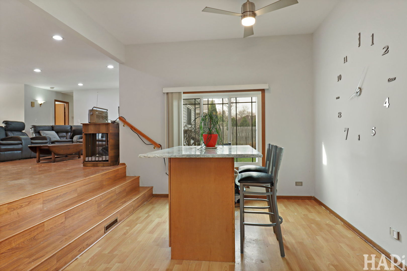 39 Lippincott Road, Fox Lake, IL 60020