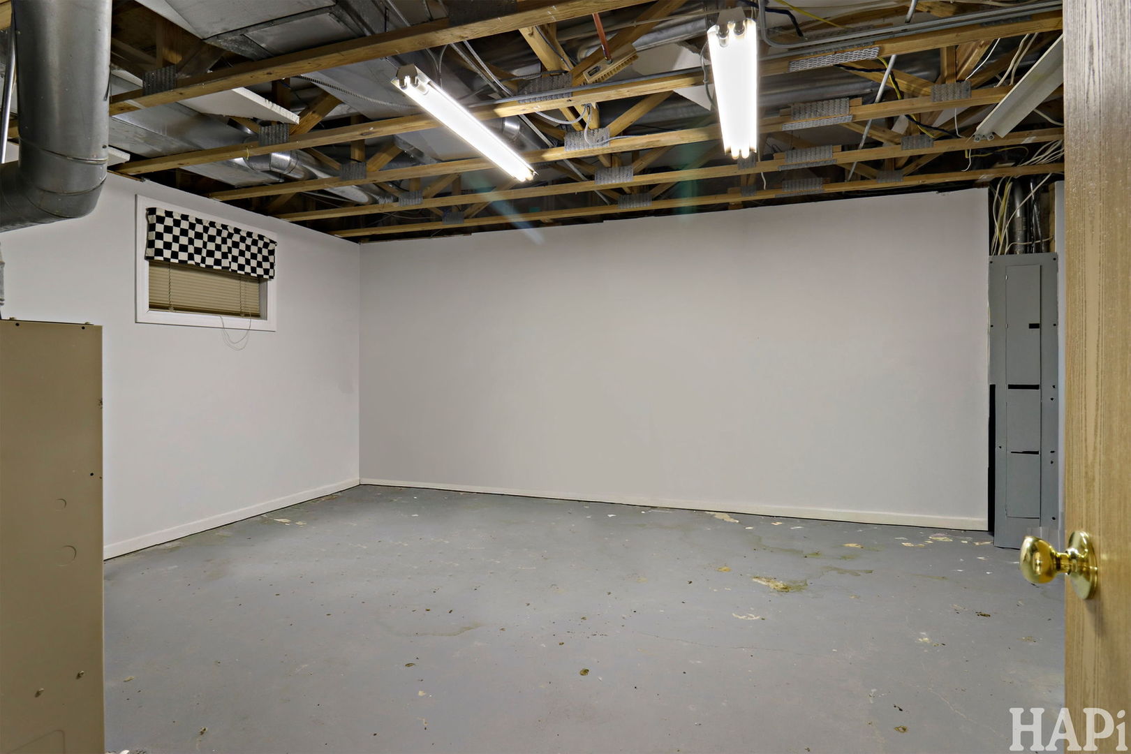 39 Lippincott Road, Fox Lake, IL 60020