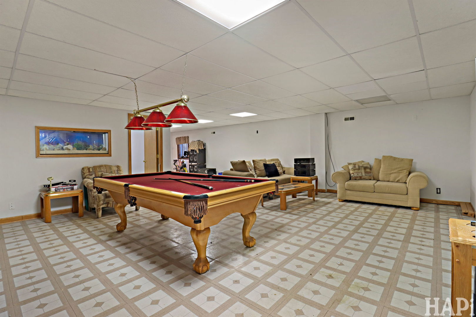 39 Lippincott Road, Fox Lake, IL 60020