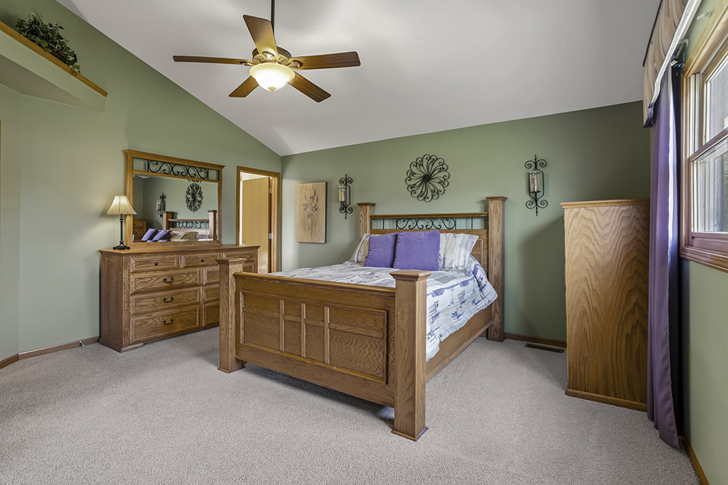 3204 Hickory Creek Drive, New Lenox, IL 60451