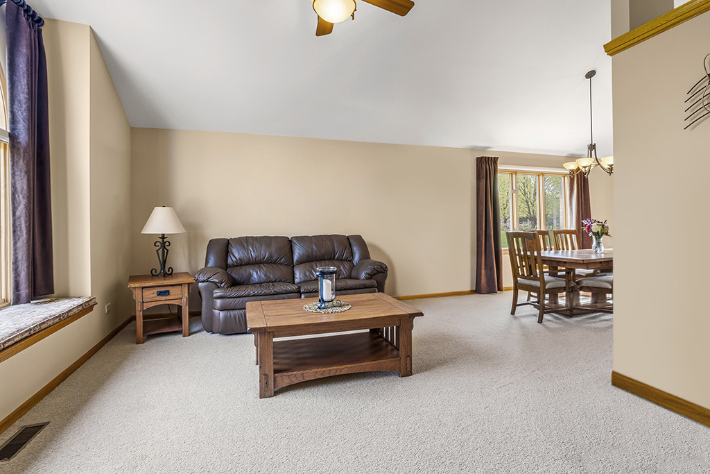 3204 Hickory Creek Drive, New Lenox, IL 60451