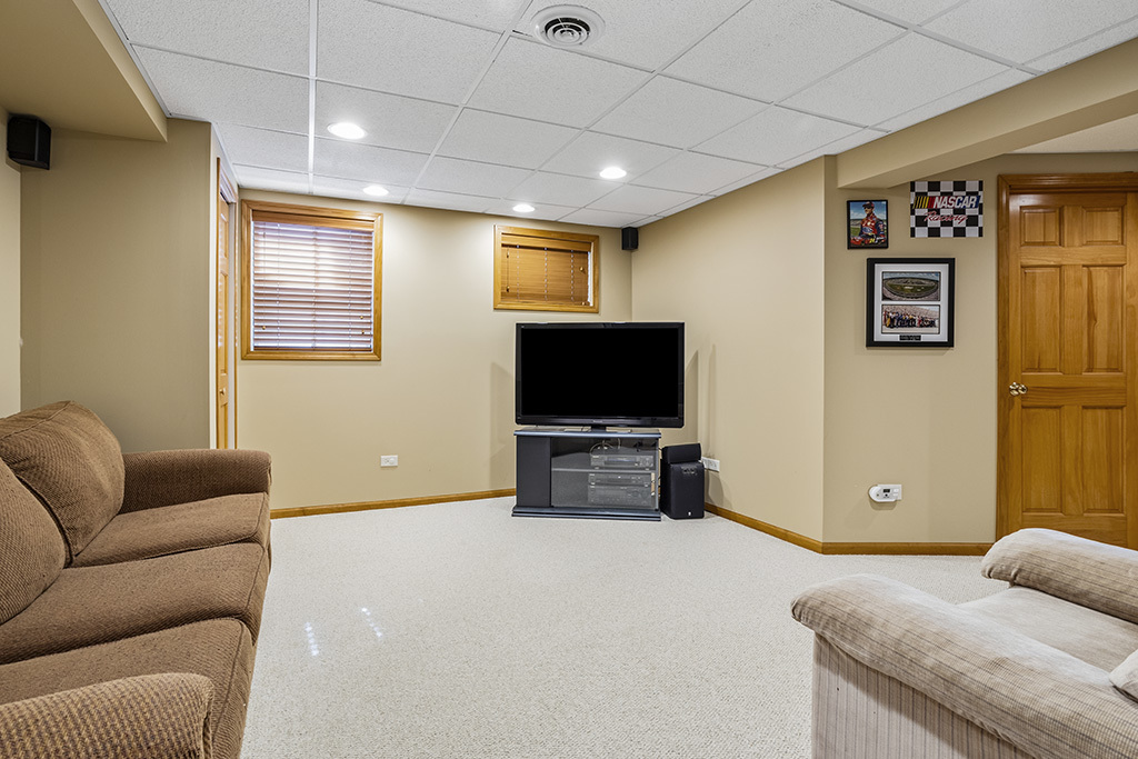 3204 Hickory Creek Drive, New Lenox, IL 60451