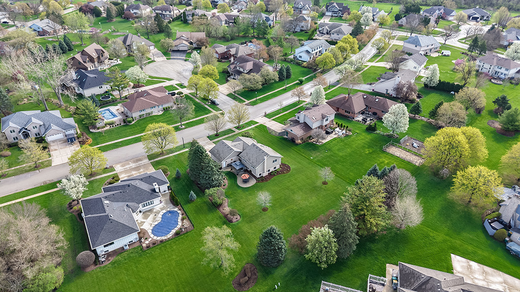 3204 Hickory Creek Drive, New Lenox, IL 60451