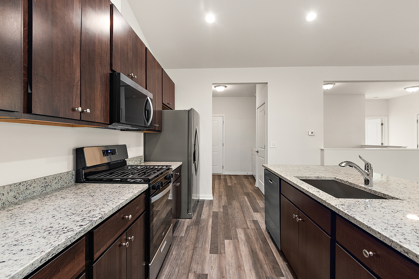 58 Olympus Drive, Tinley Park, IL 60477