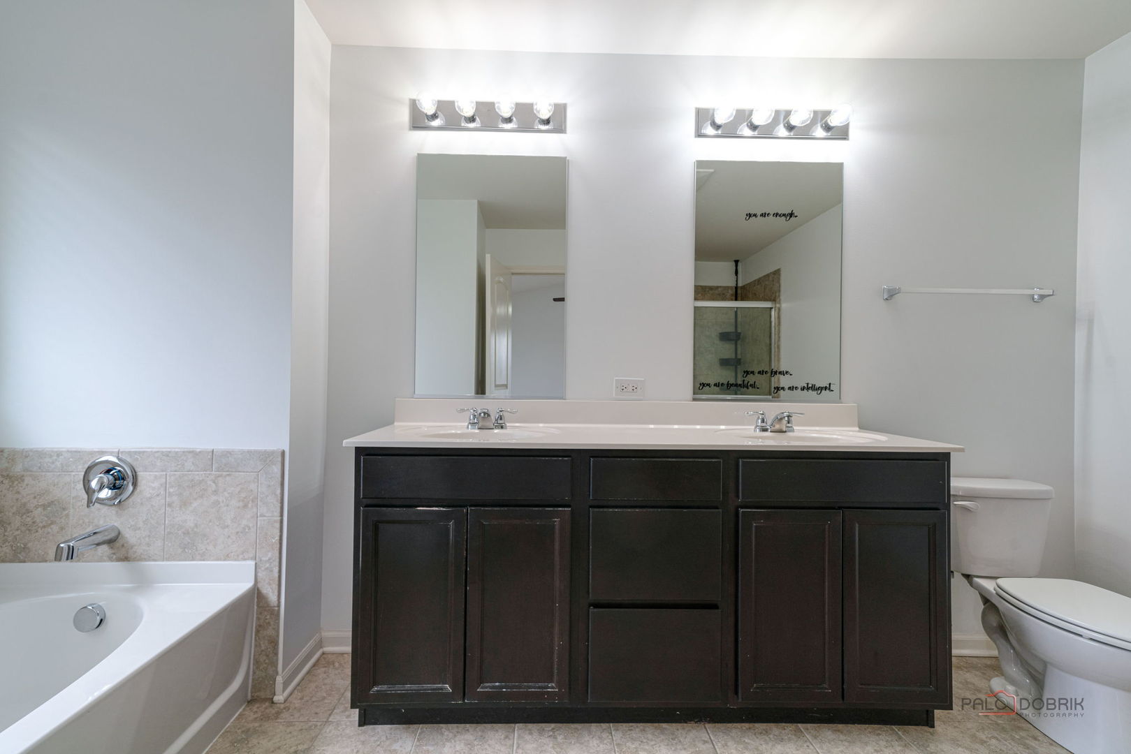 202 Minuet Circle, Volo, IL 60073