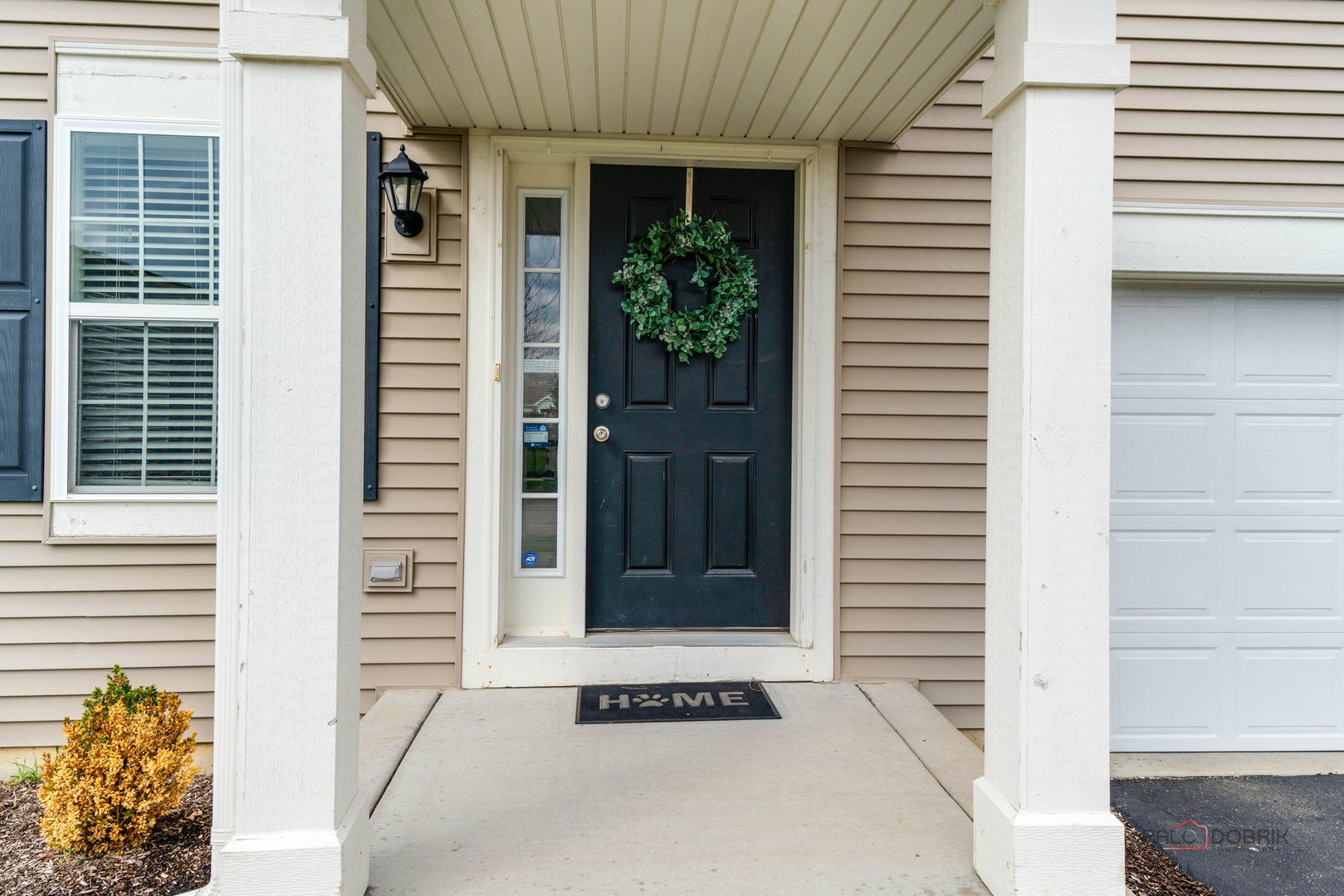 202 Minuet Circle, Volo, IL 60073