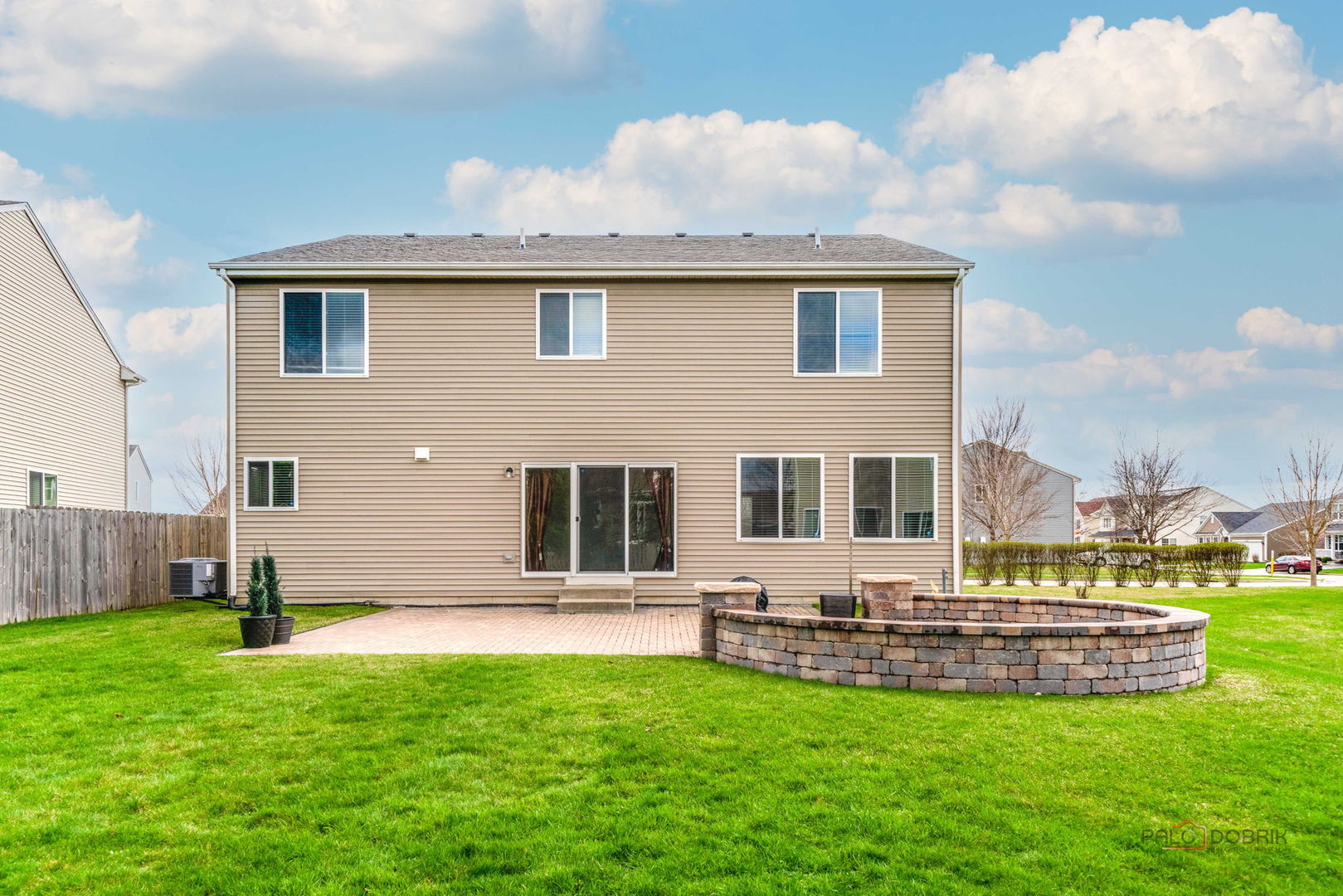 202 Minuet Circle, Volo, IL 60073