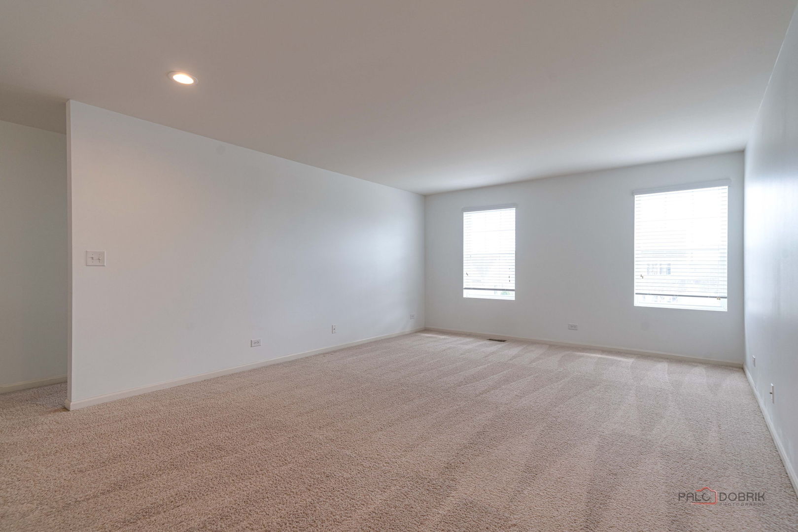 202 Minuet Circle, Volo, IL 60073