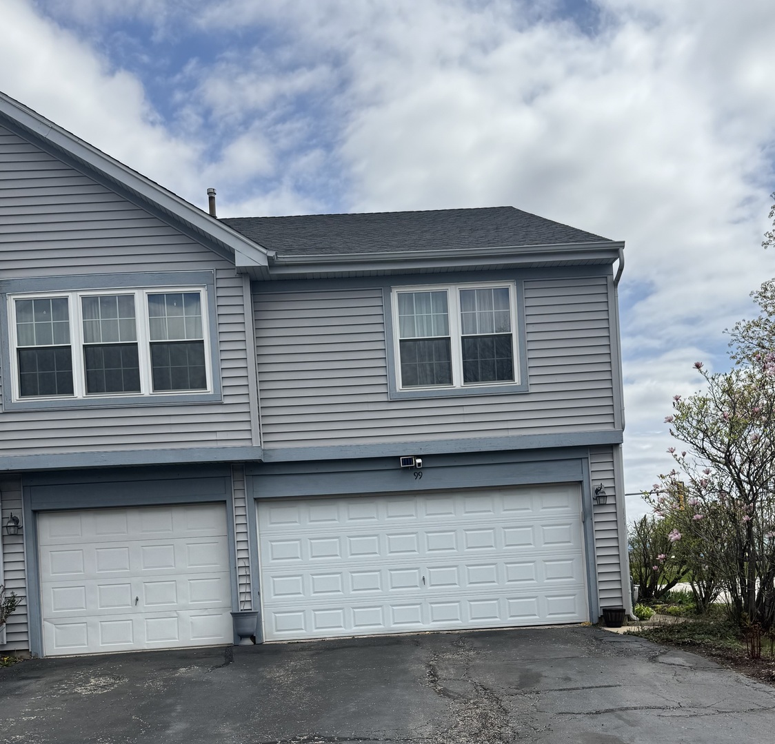 99 Seton Creek Drive, Oswego, IL 60543