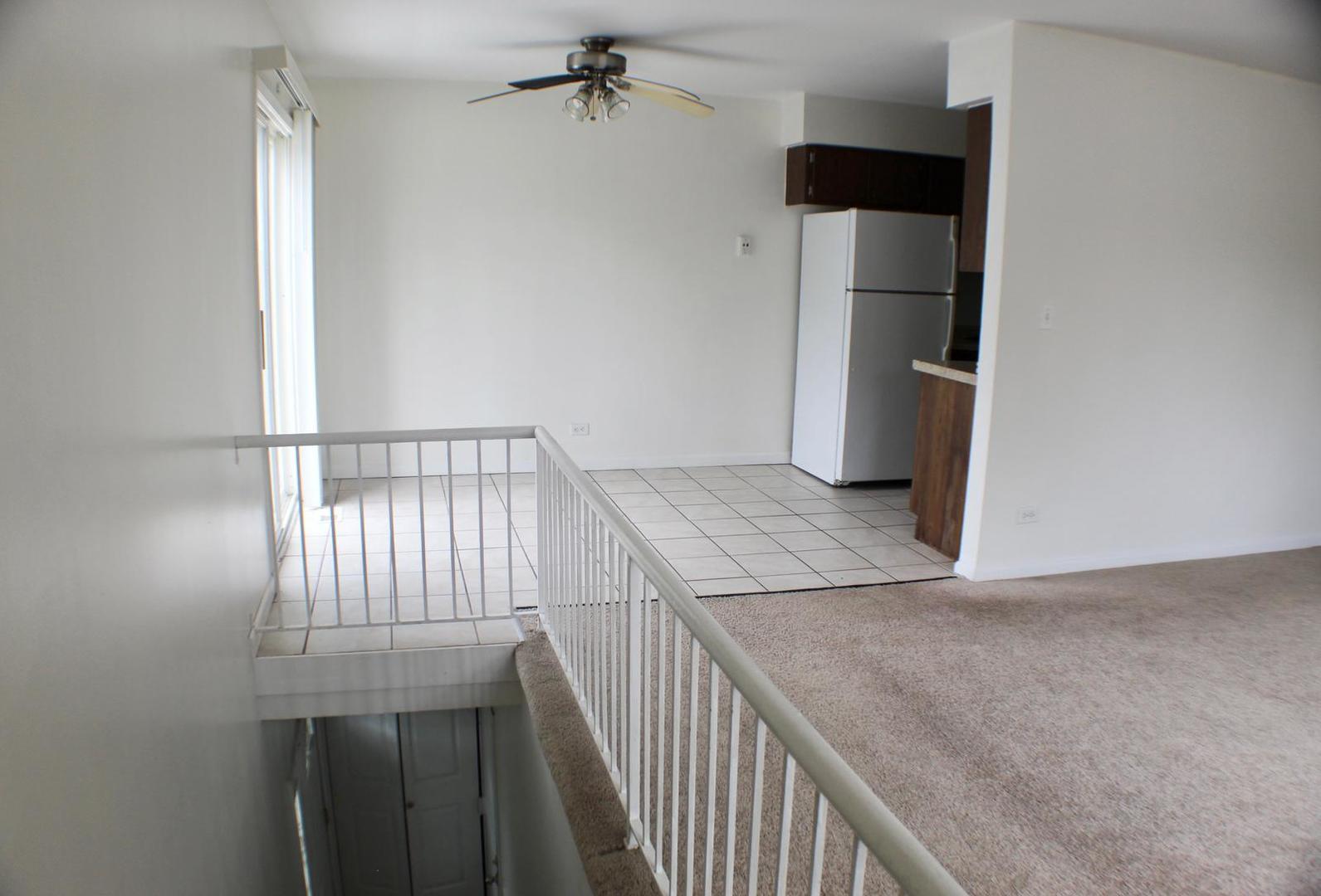 872 Cambridge Place #126D, Wheeling, IL 60090