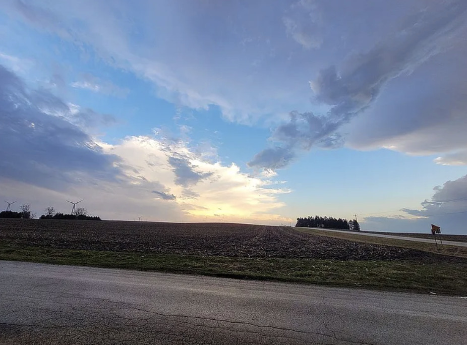 734 1st Street, West Brooklyn, IL 61378