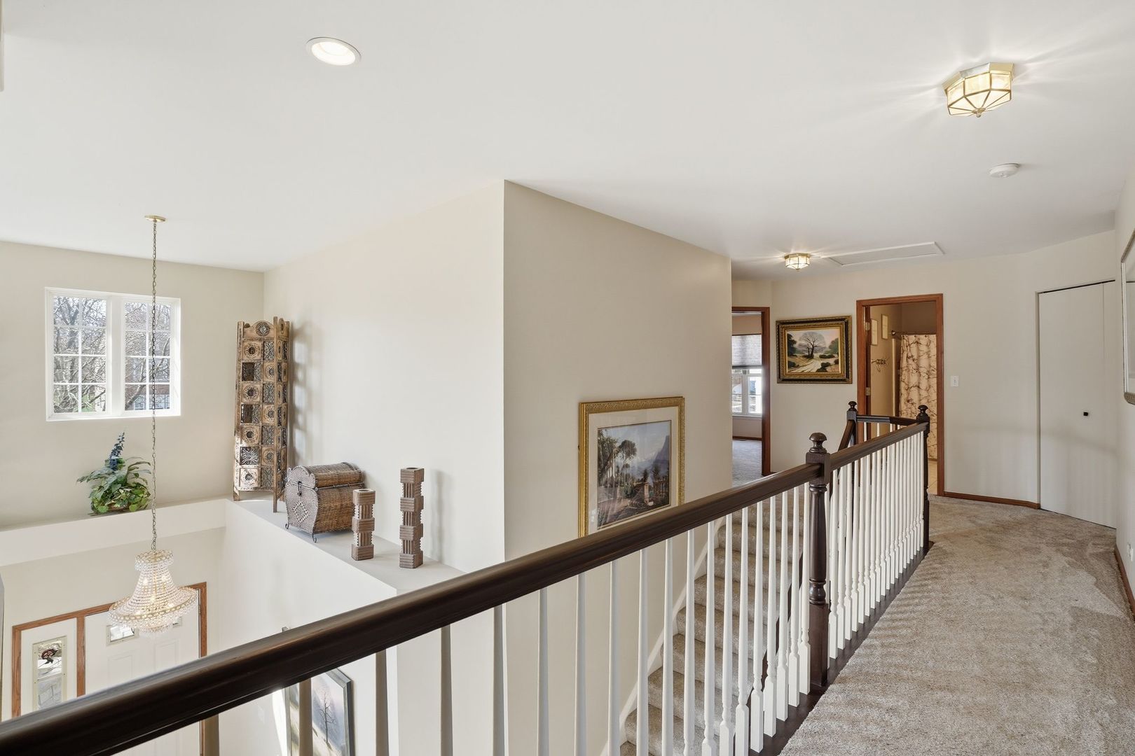 392 E 17th Place, Lombard, IL 60148