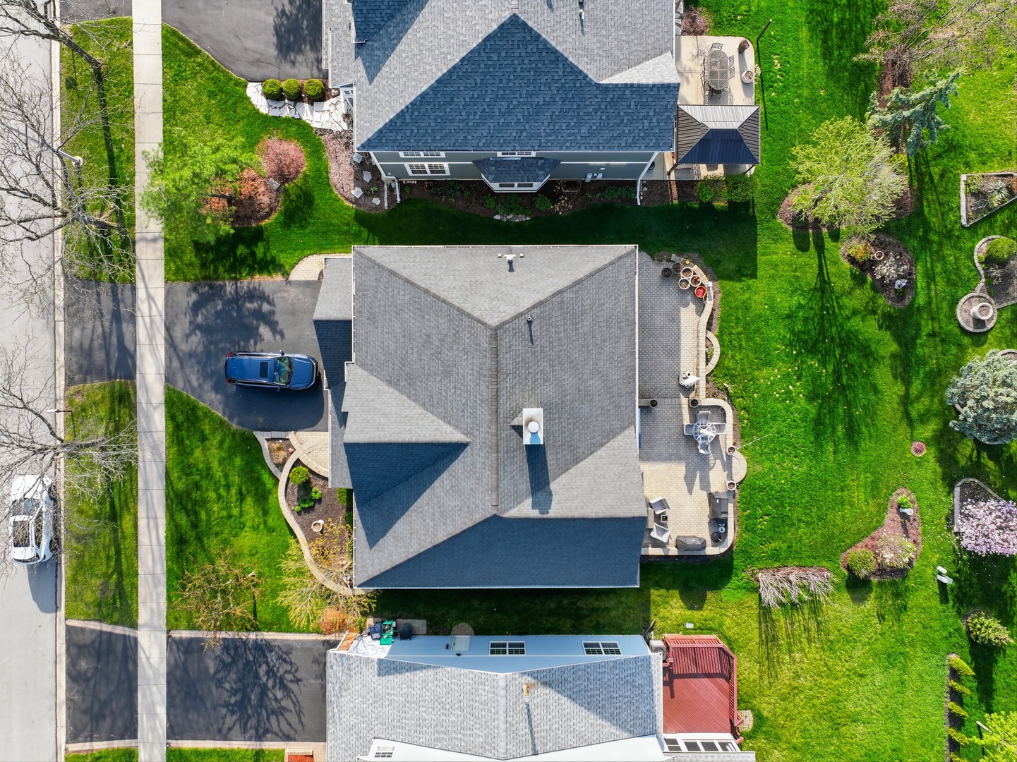 392 E 17th Place, Lombard, IL 60148
