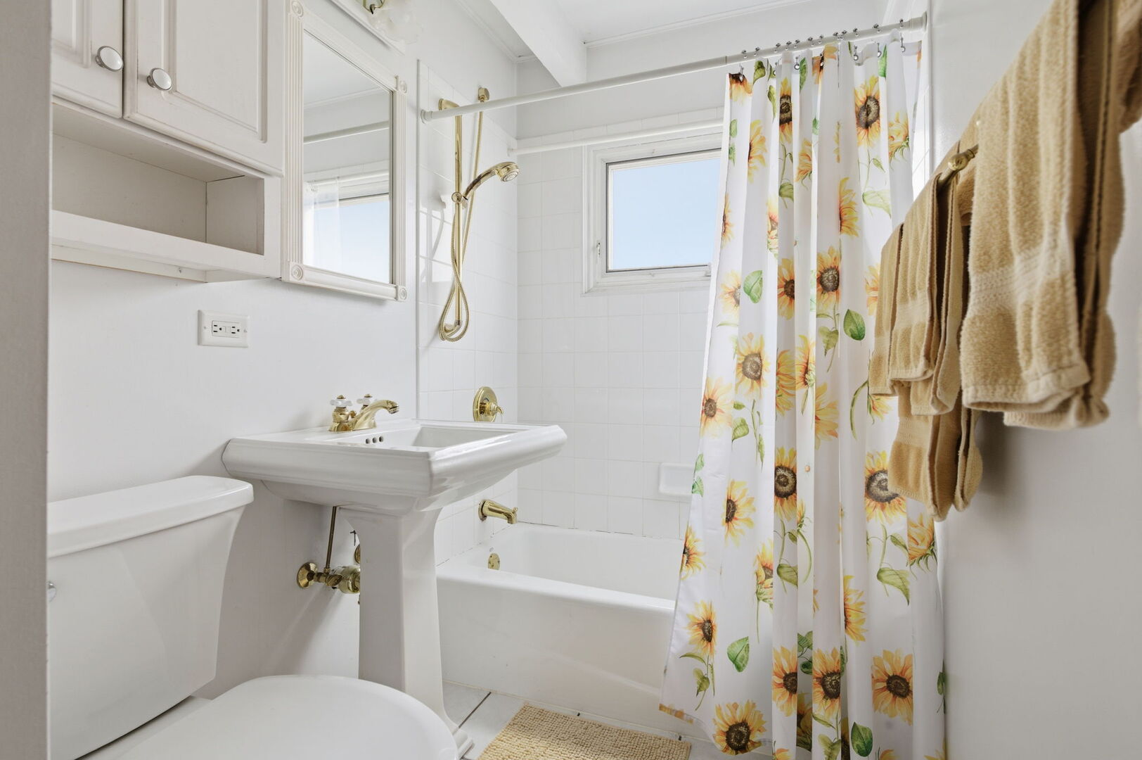 155 E Madison Street, Elmhurst, IL 60126