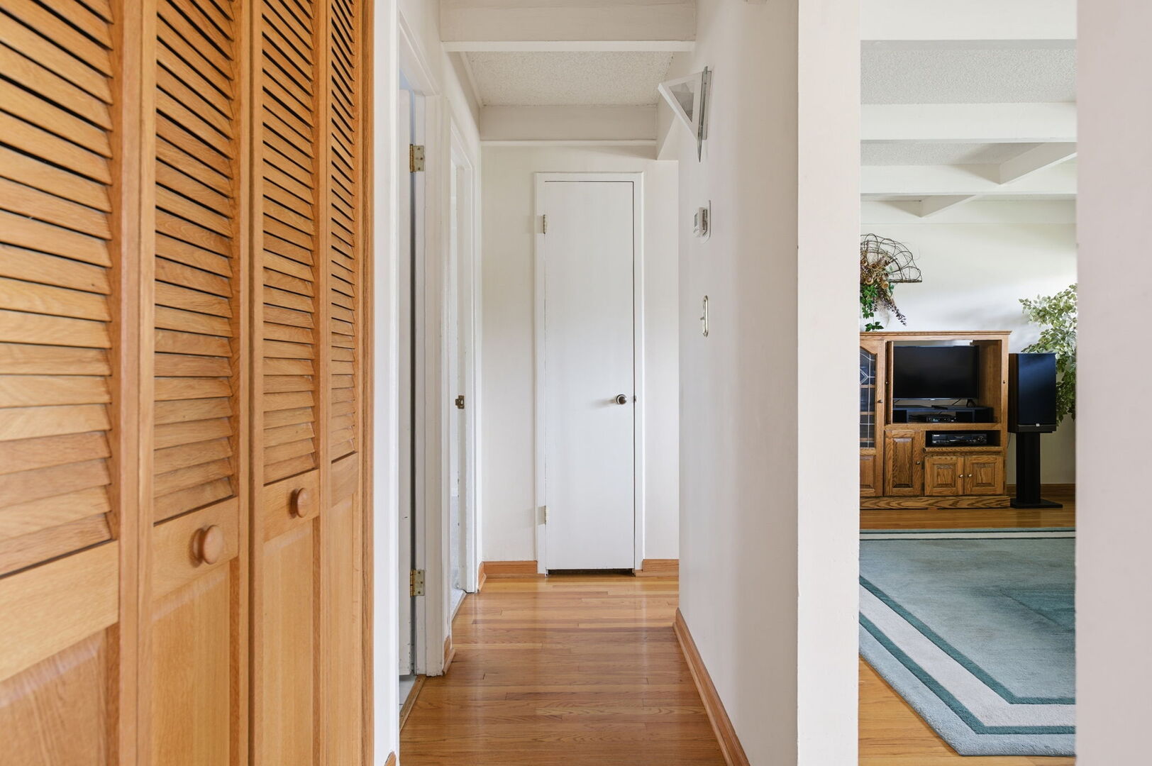 155 E Madison Street, Elmhurst, IL 60126