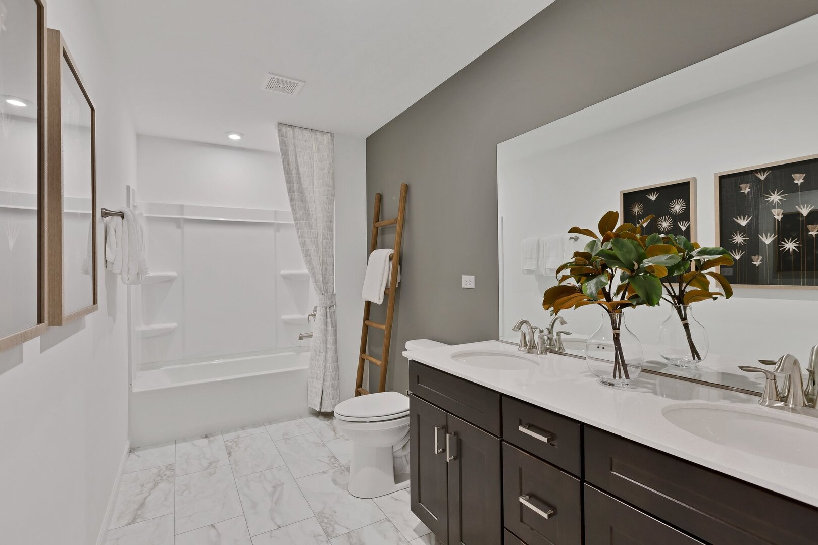 2540 Mallet Court, Naperville, IL 60564