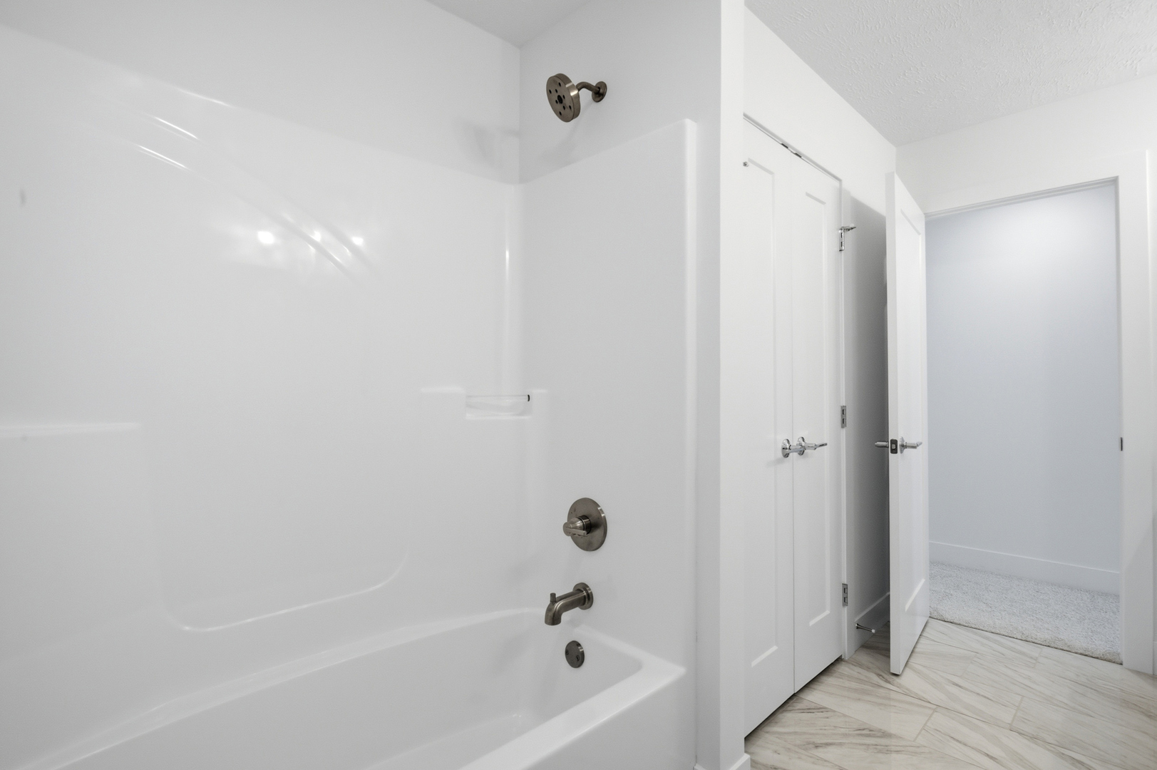 1115 Willowgrove Lane, Mahomet, IL 61853