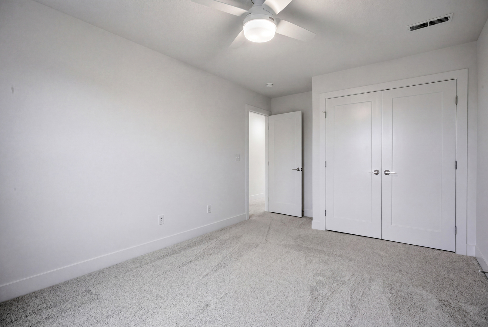 1115 Willowgrove Lane, Mahomet, IL 61853