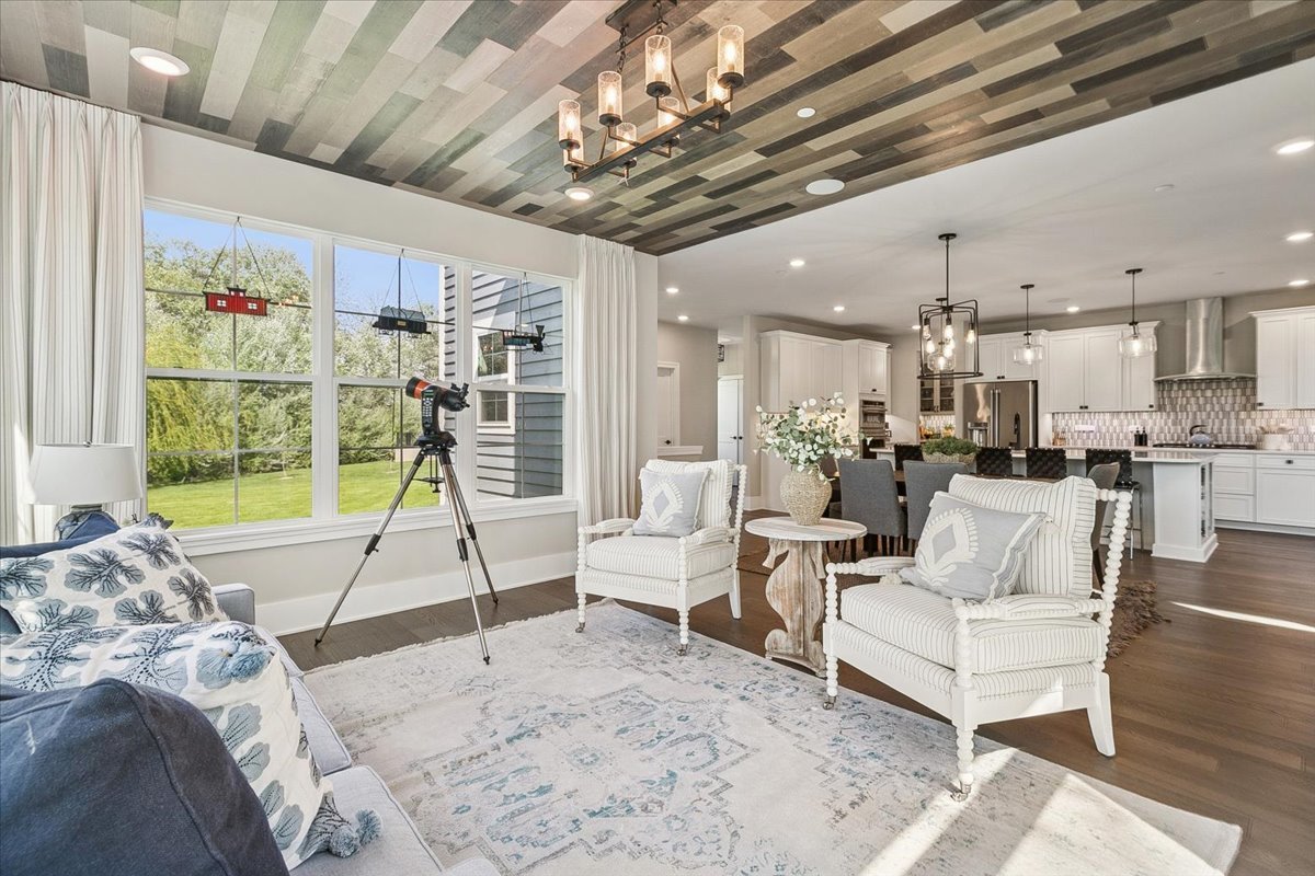 1329 Blackberry Court, Libertyville, IL 60048