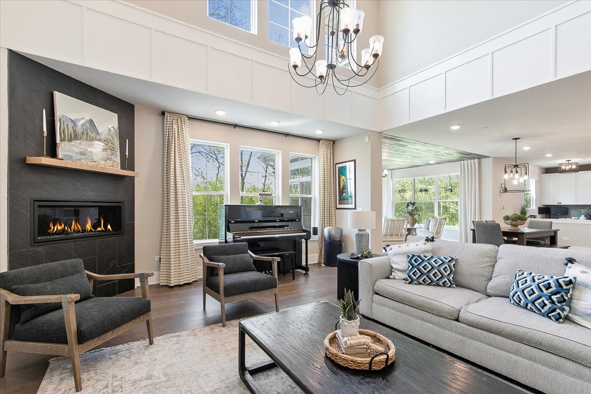 1329 Blackberry Court, Libertyville, IL 60048