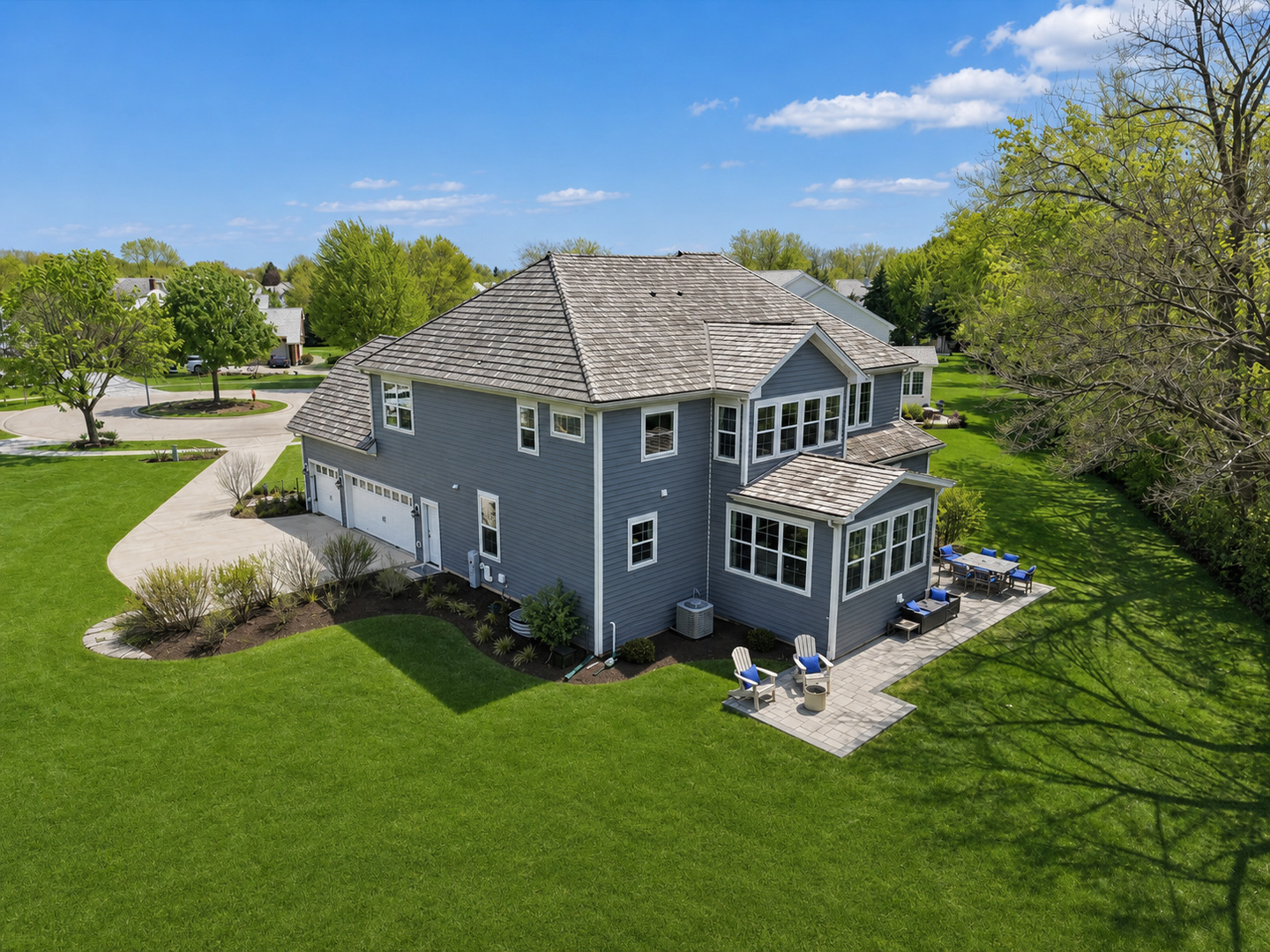 1329 Blackberry Court, Libertyville, IL 60048