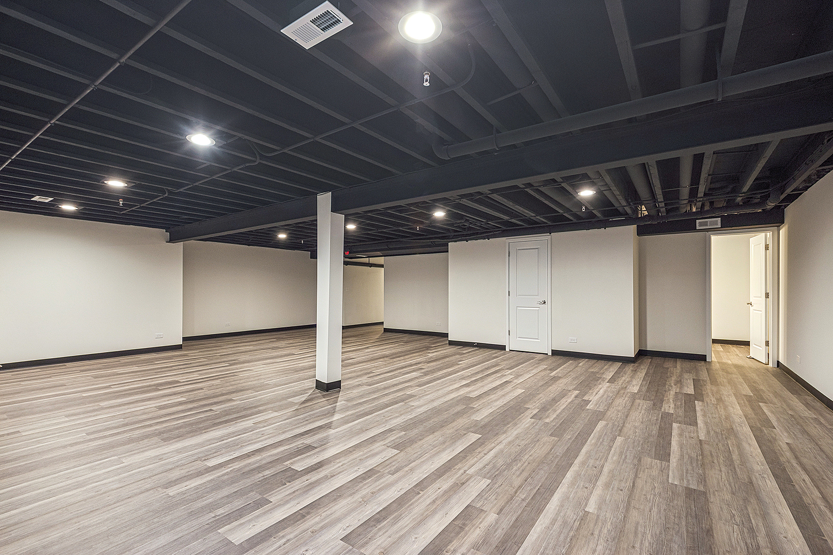 64 Olympus Drive, Tinley Park, IL 60477