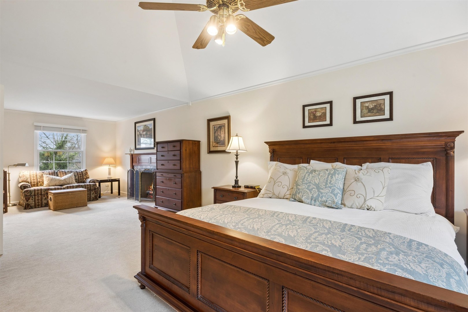 1361 Champion Forest Court, Wheaton, IL 60187