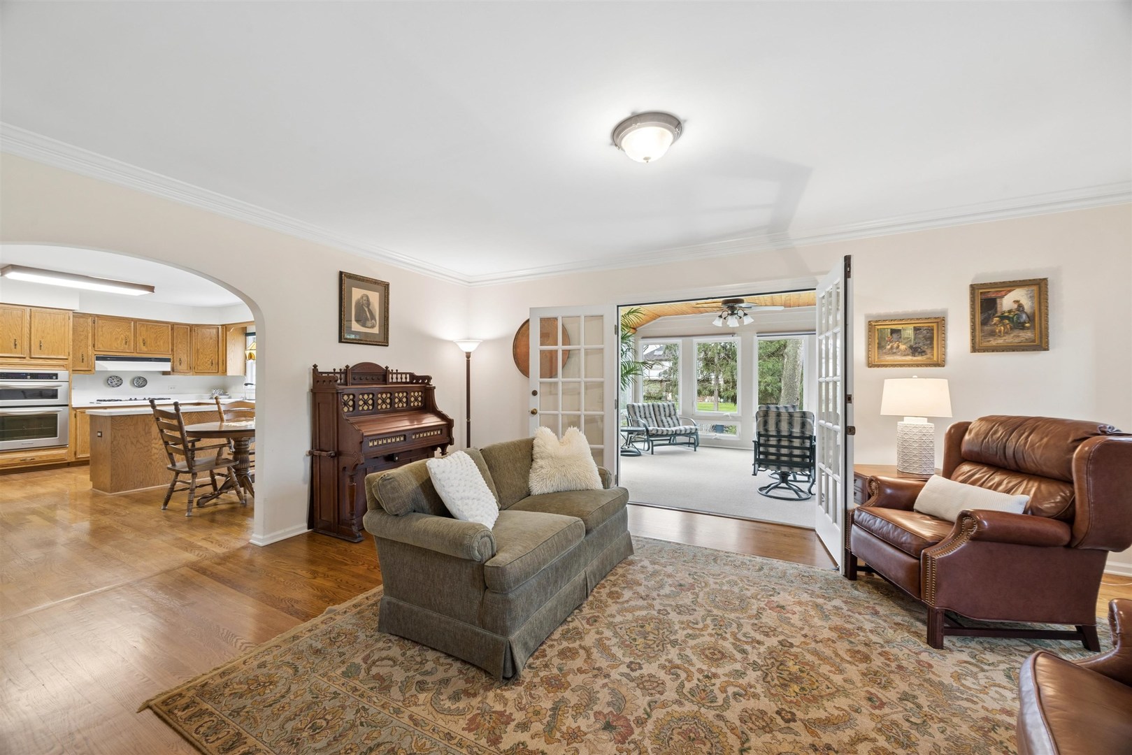 1361 Champion Forest Court, Wheaton, IL 60187