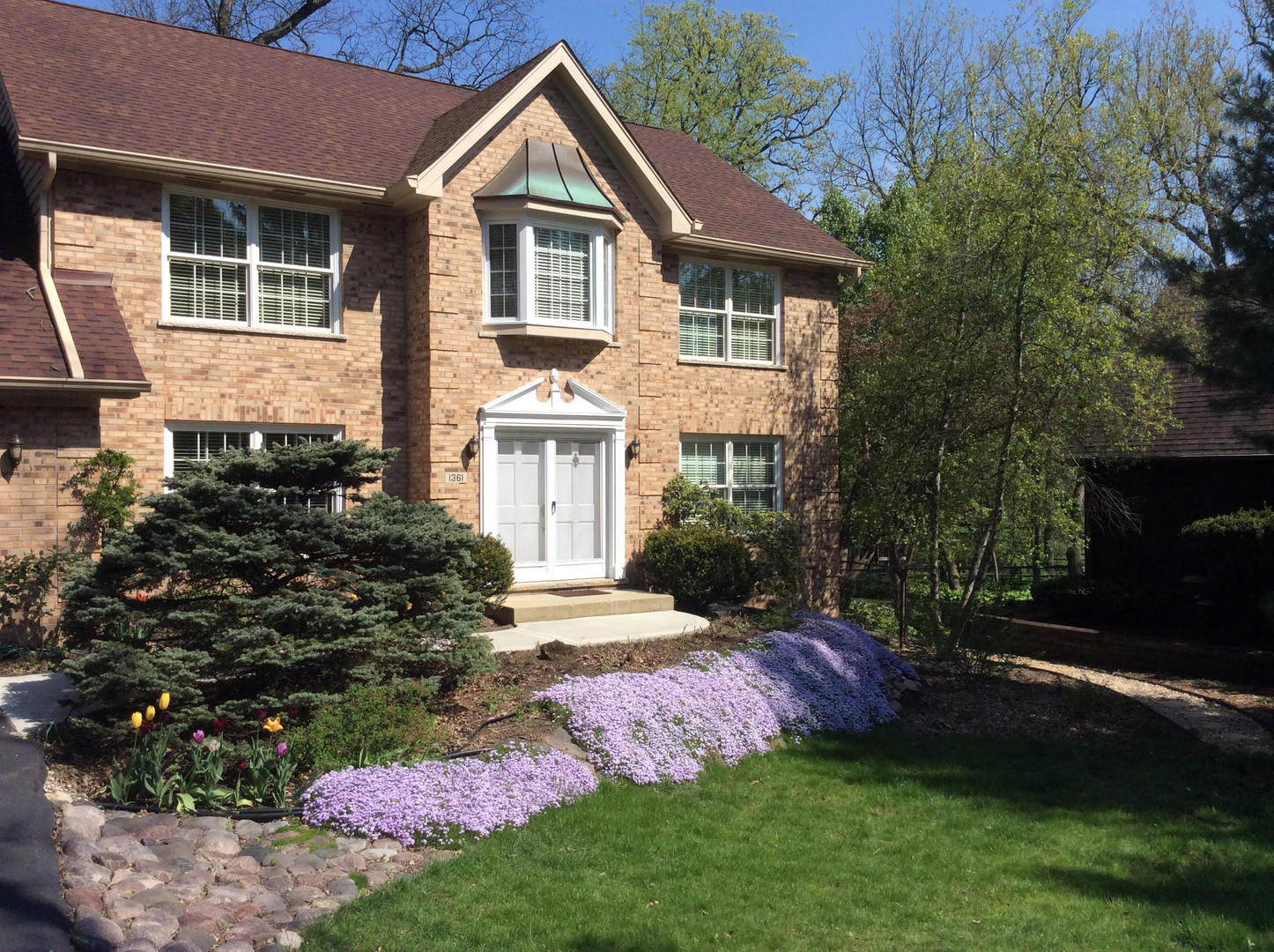 1361 Champion Forest Court, Wheaton, IL 60187