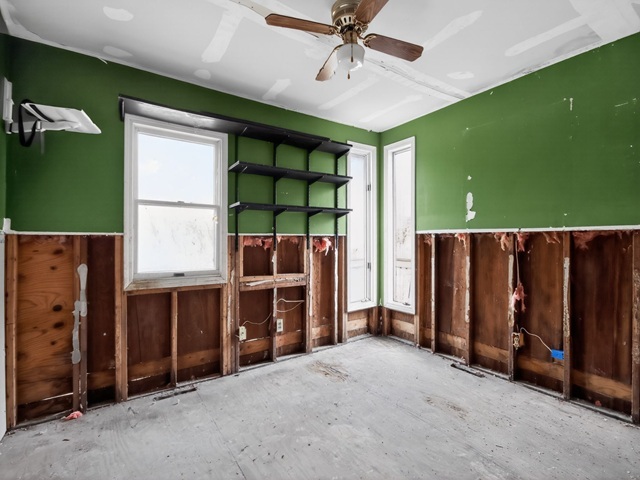 5801 Oakcrest Road, Springfield, IL 62707