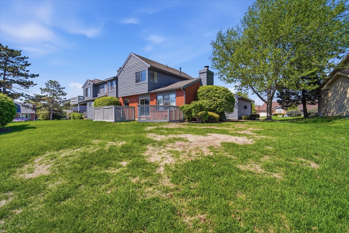 2 Sun Pointe Court #2A, Bloomington, IL 61704