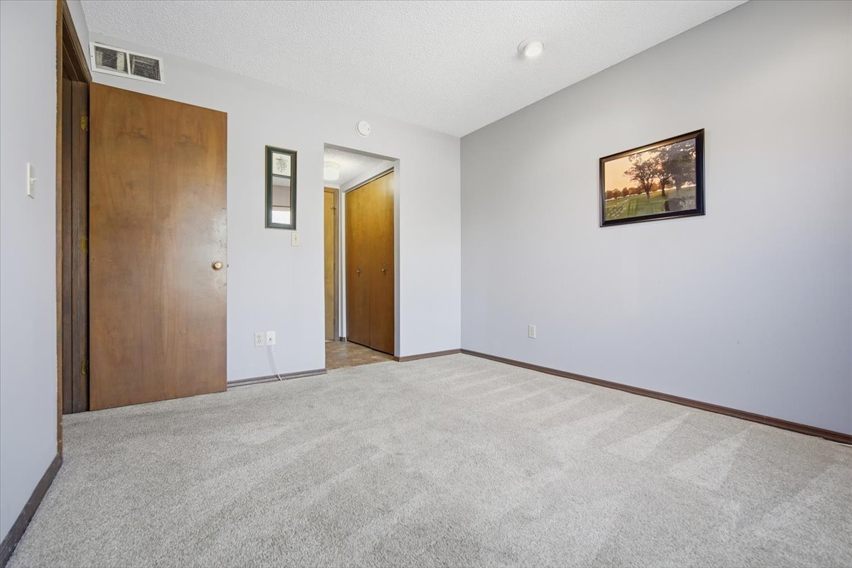 2 Sun Pointe Court #2A, Bloomington, IL 61704
