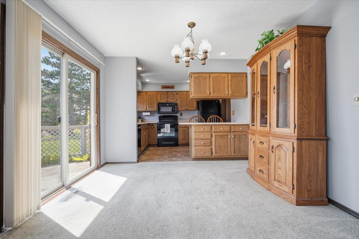 2 Sun Pointe Court #2A, Bloomington, IL 61704