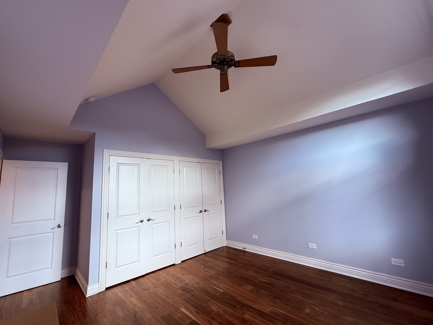 60 S Dee Road #G, Park Ridge, IL 60068