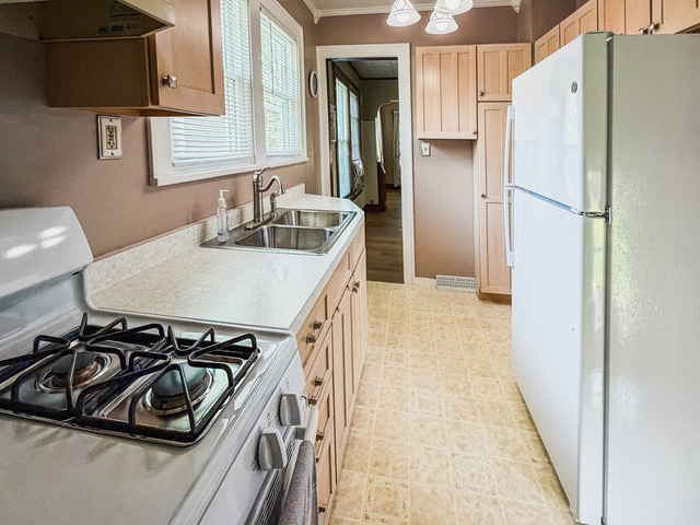 1014 Massena Avenue, Waukegan, IL 60085