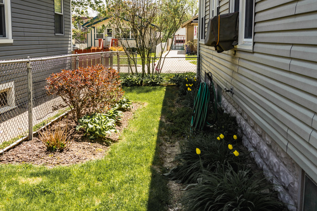 1014 Massena Avenue, Waukegan, IL 60085